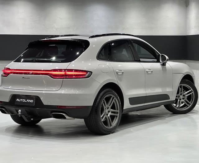 PORSCHE MACAN - Imagem 4