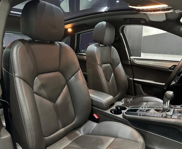 PORSCHE MACAN - Imagem 7
