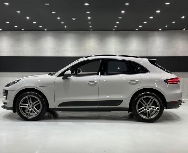 PORSCHE MACAN - Imagem 9