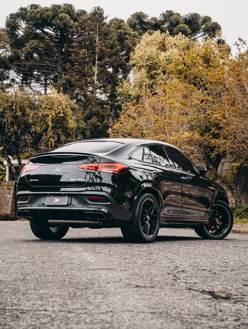 MERCEDES-BENZ GLE GLE 63S COUPE - Imagem 10