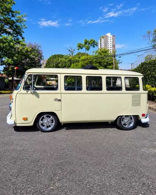 VOLKSWAGEN KOMBI CLIPPER - Imagem 2