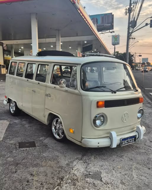 VOLKSWAGEN KOMBI CLIPPER - Imagem 19