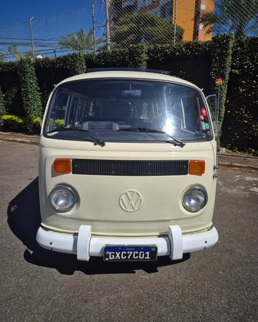 VOLKSWAGEN KOMBI CLIPPER - Imagem 8