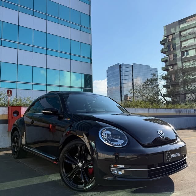 VOLKSWAGEN FUSCA R-LINE - Imagem 1