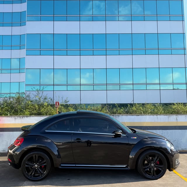 VOLKSWAGEN FUSCA R-LINE - Imagem 4