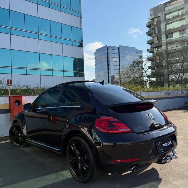 VOLKSWAGEN FUSCA R-LINE - Imagem 6