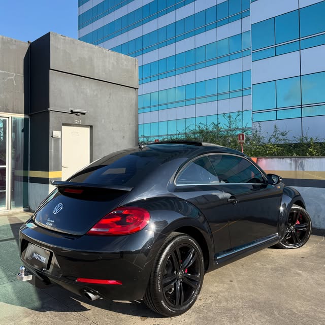 VOLKSWAGEN FUSCA R-LINE - Imagem 8