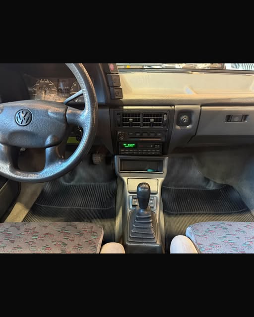 VOLKSWAGEN SAVEIRO SUMMER 1.8/S - Imagem 4