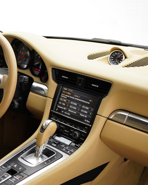 PORSCHE 911 CARRERA S - Imagem 5
