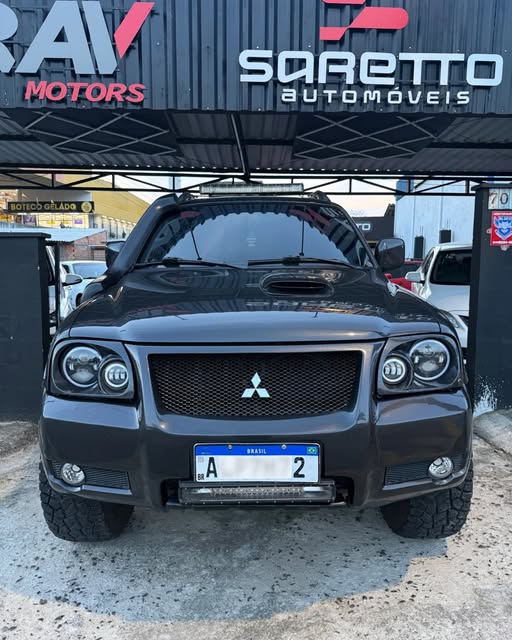MITSUBISHI PAJERO SPORT - Imagem 2