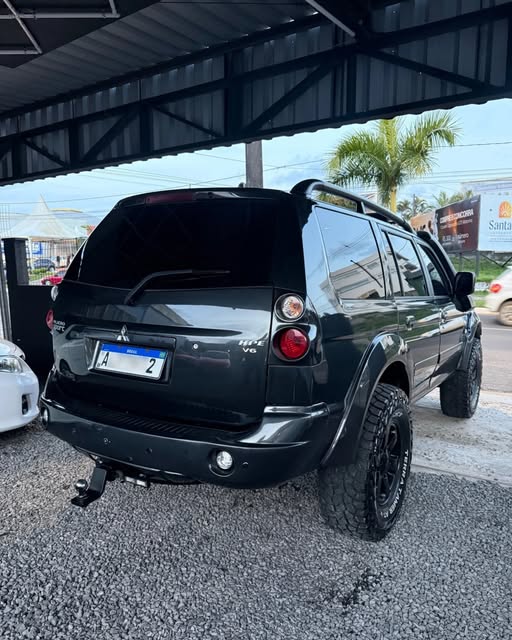 MITSUBISHI PAJERO SPORT - Imagem 4