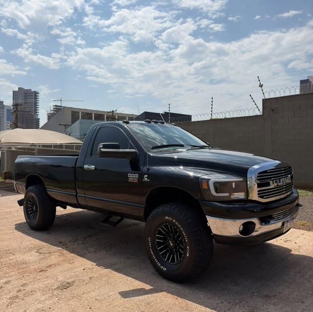 DODGE RAM 2500HD CS - Imagem 2