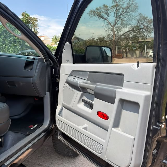 DODGE RAM 2500HD CS - Imagem 10