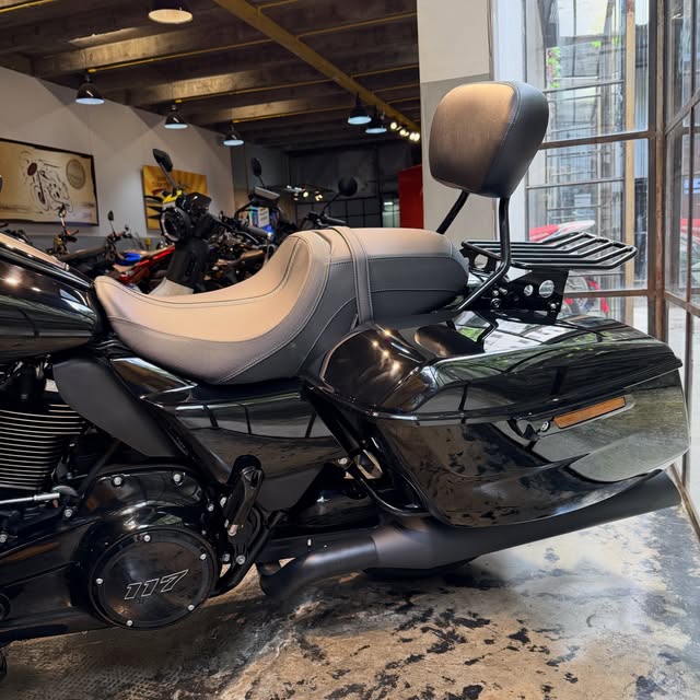 HARLEY-DAVIDSON STREET GLIDE - Imagem 9