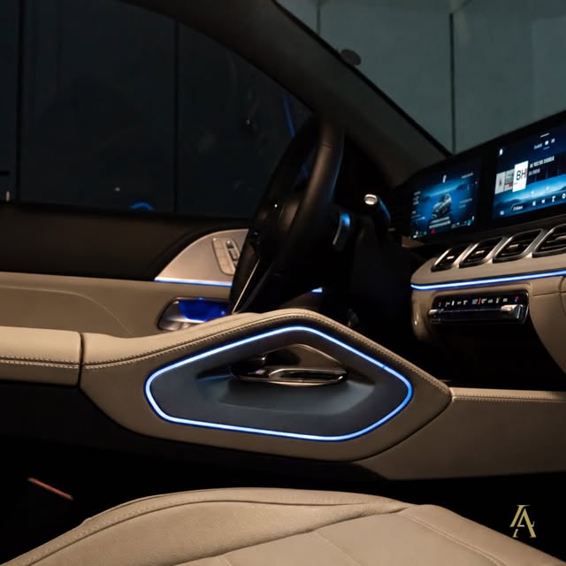 MERCEDES-BENZ GLE 450D - Imagem 12
