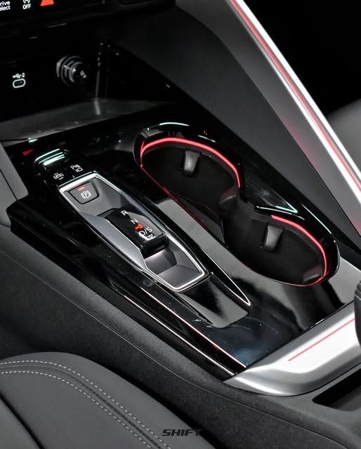 AUDI Q5 SPORTBACK S-LINE - Imagem 9