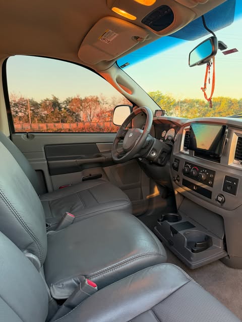 DODGE RAM 2500 - Imagem 11