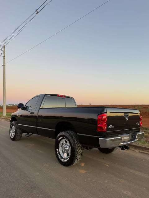 DODGE RAM 2500 - Imagem 8