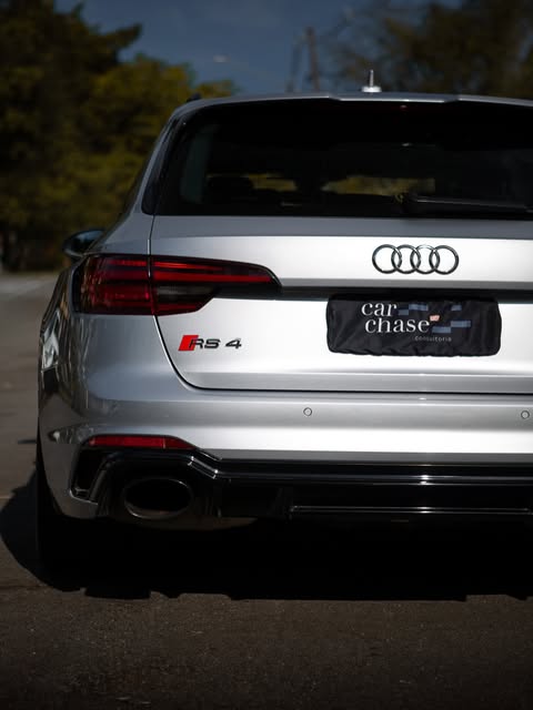 AUDI RS4 - Imagem 5