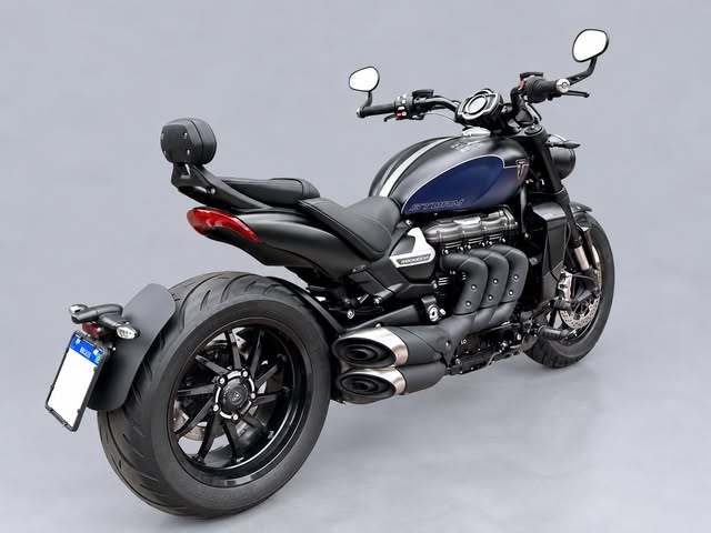 TRIUMPH ROCKET 3 STORM GT - Imagem 3