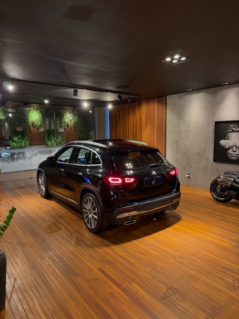MERCEDES-BENZ GLA AMG LINE - Imagem 17