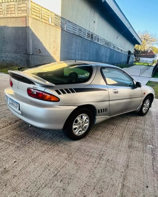 MAZDA MX-3 - Imagem 3