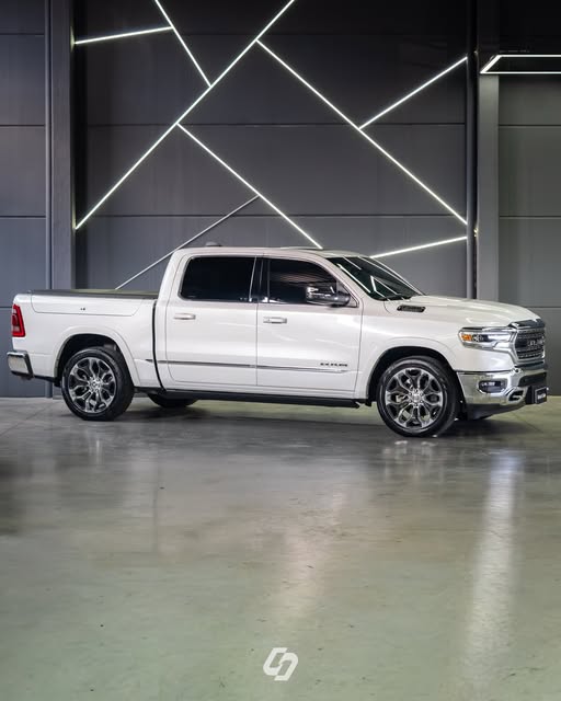 RAM 1500 LIMITED HEMI - Imagem 2