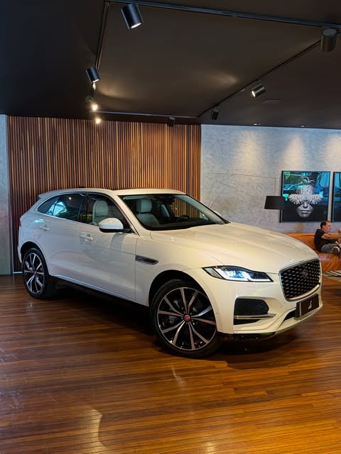 JAGUAR F-PACE S P340 - Imagem 17