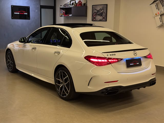 MERCEDES-BENZ C 300 AMG LINE - Imagem 6