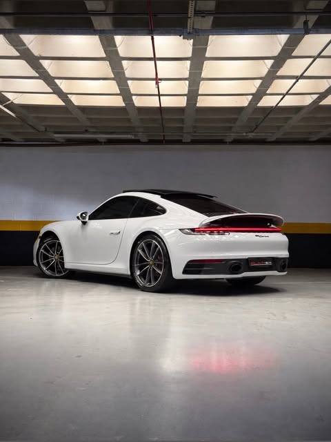 PORSCHE 911 CARRERA - Imagem 1