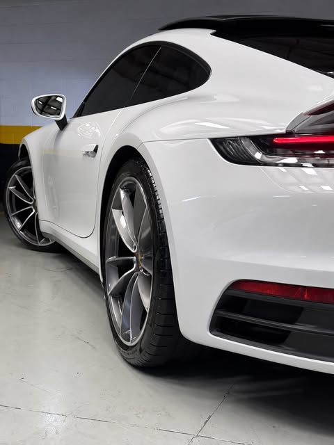PORSCHE 911 CARRERA - Imagem 11