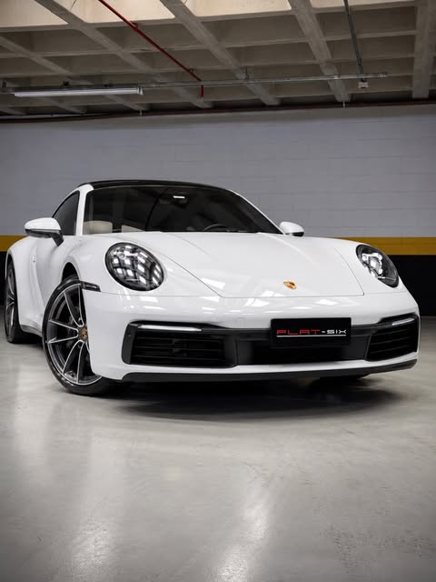 PORSCHE 911 CARRERA - Imagem 3