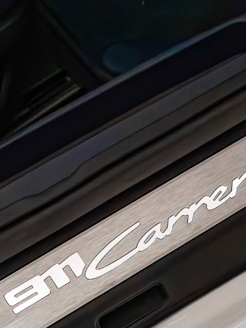 PORSCHE 911 CARRERA - Imagem 5