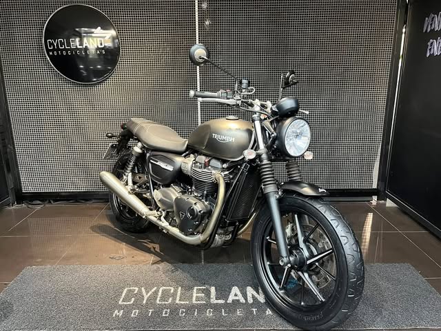 TRIUMPH STREET TWIN - Imagem 5
