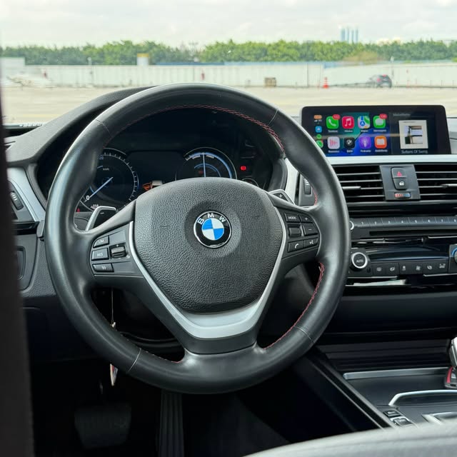 BMW 320I SPORT GP PLUS - Imagem 8