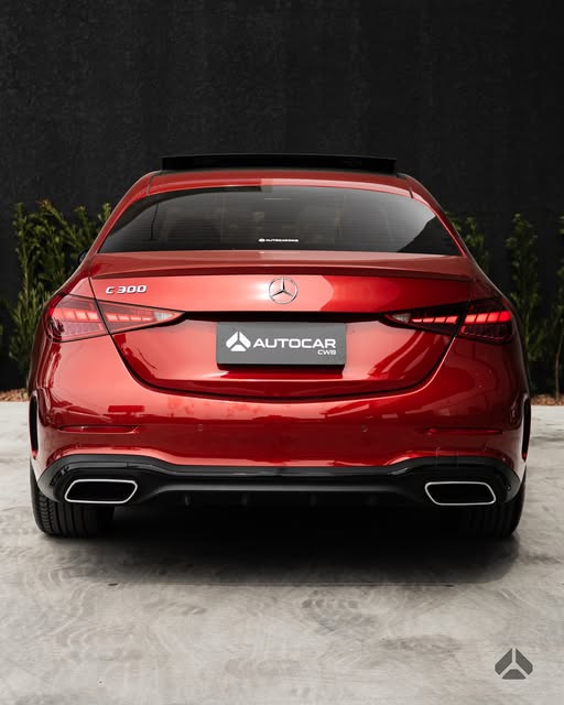 MERCEDES-BENZ C 300 AMG LINE - Imagem 4
