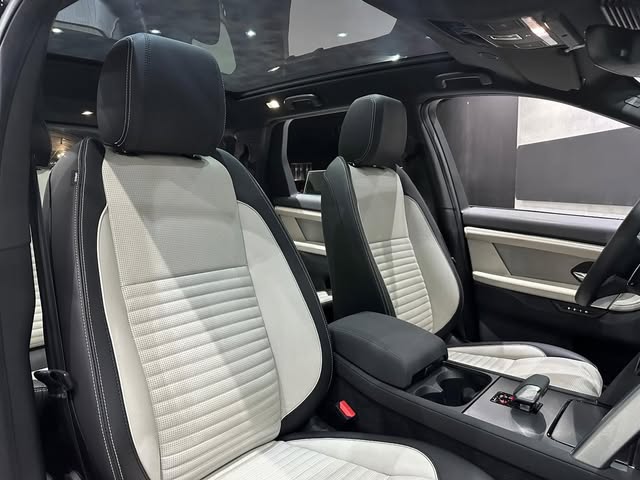 LAND ROVER DISCOVERY SPORT R-DYNAMIC SE - Imagem 8