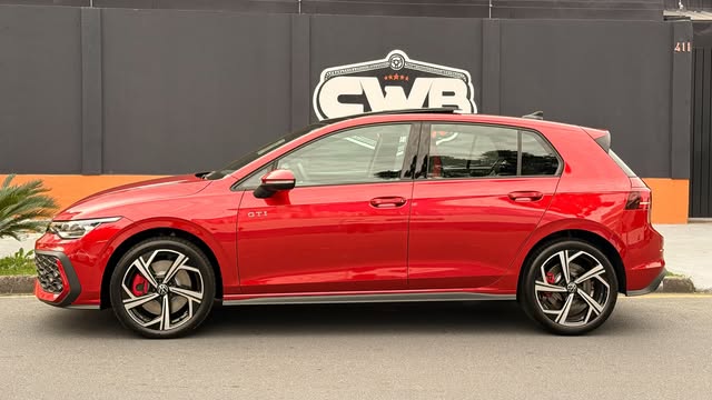 VOLKSWAGEN GOLF GTI - Imagem 1
