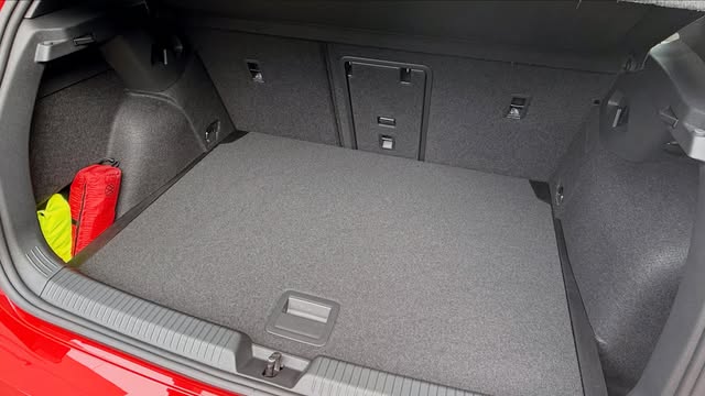 VOLKSWAGEN GOLF GTI - Imagem 13