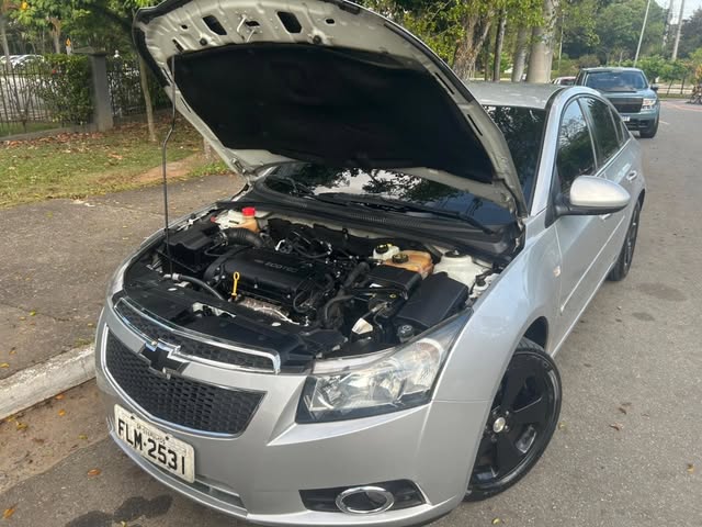 CHEVROLET CRUZE LT - Imagem 9