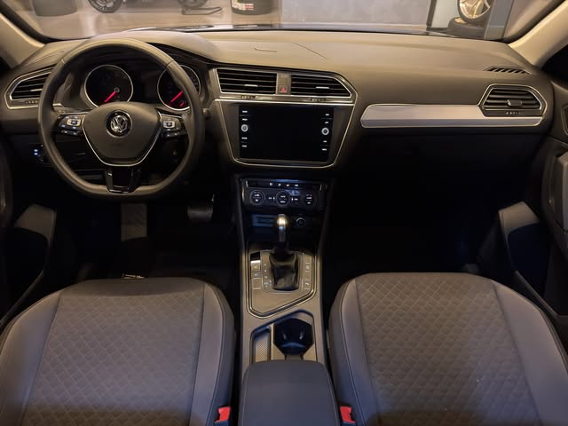 VOLKSWAGEN TIGUAN - Imagem 9