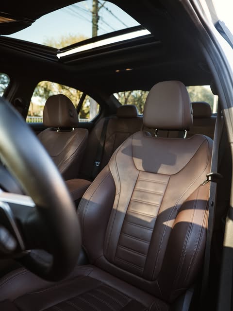 BMW 320I M SPORT - Imagem 6