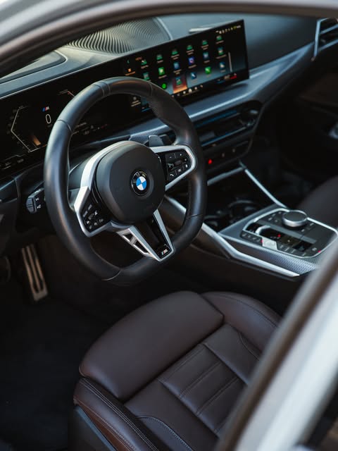 BMW 320I M SPORT - Imagem 7