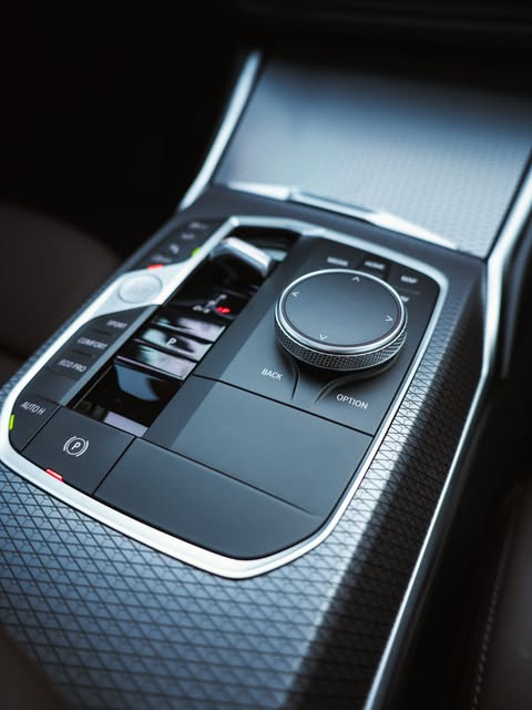 BMW 320I M SPORT - Imagem 10