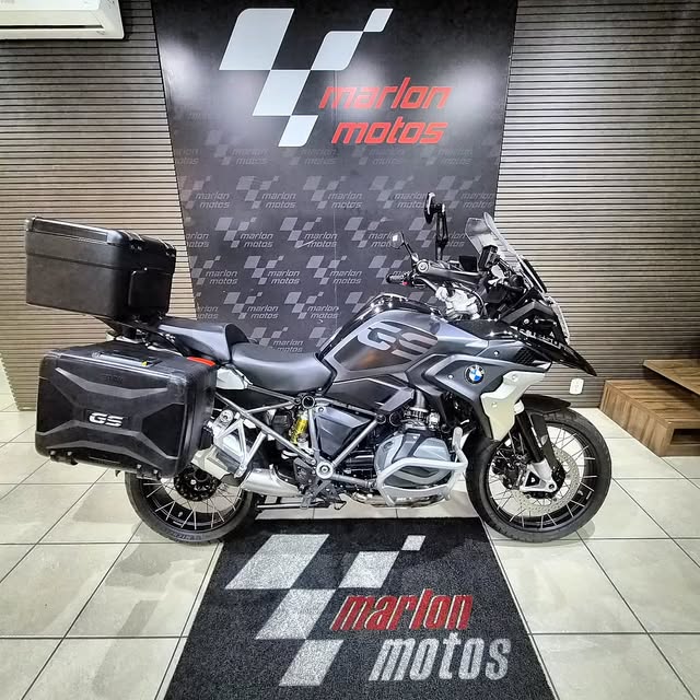 BMW GS PREMIUM TRIPLE BLACK - Imagem 1