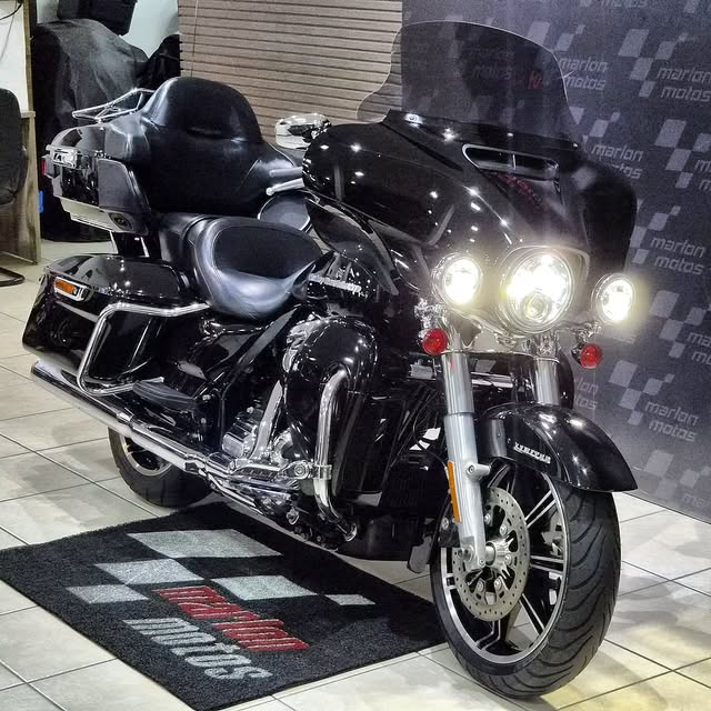 HARLEY-DAVIDSON ULTRA LIMITED EDITION - Imagem 6