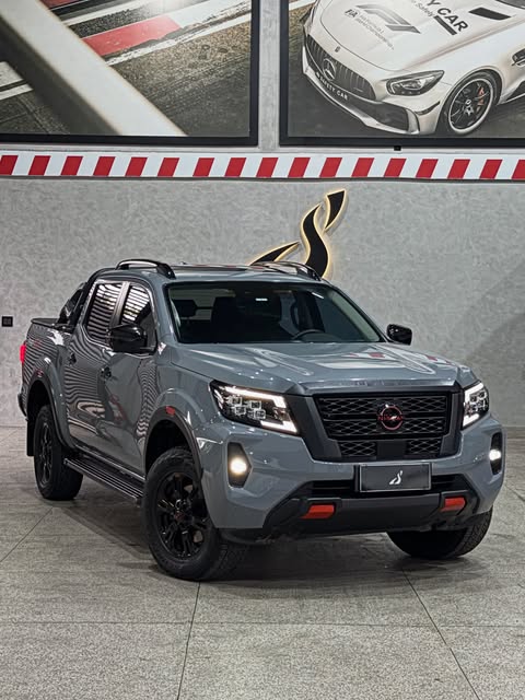 NISSAN FRONTIER PRO4X - Imagem 1