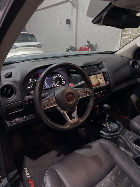 NISSAN FRONTIER PRO4X - Imagem 11