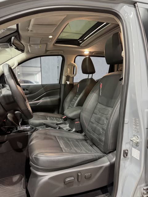 NISSAN FRONTIER PRO4X - Imagem 12