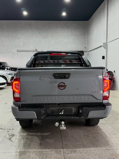 NISSAN FRONTIER PRO4X - Imagem 6